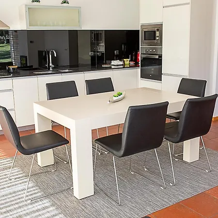 Regada House