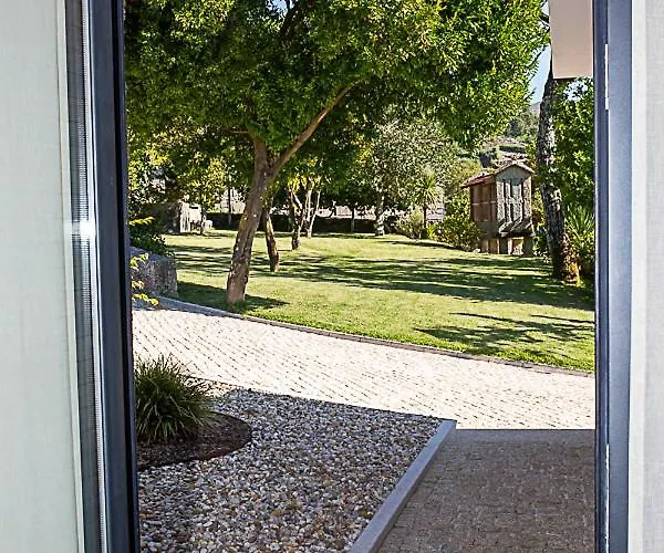 Casa di campagna Regada House